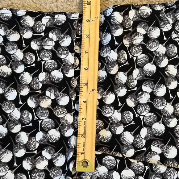 NEW WITH TAGS Izod Black and White Golf Shorts - Picture 6 of 12